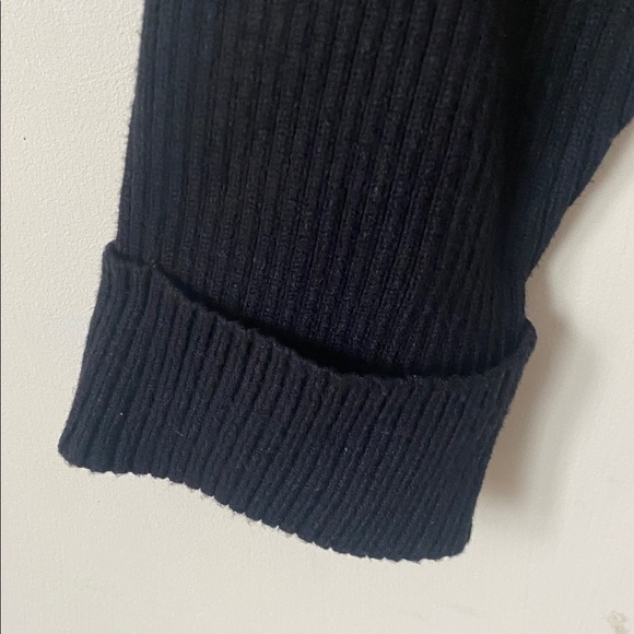 Zara Cropped Ribbed Sweater - Picture 3 of 3